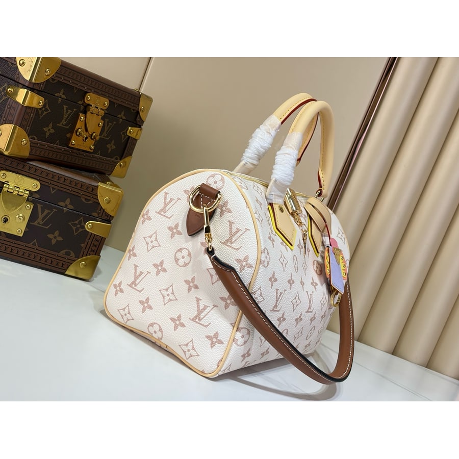 مرجع Louis Vuitton Speedy 25، من الجانب